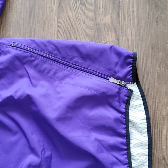 Vintage Minnesota Vikings Windbreaker - Picture 5 of 8